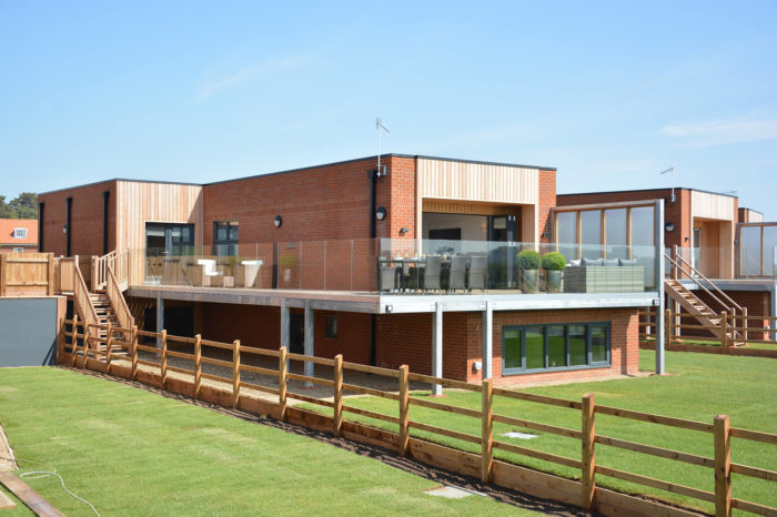 suffolk-aldeburgh-cottage-marsh-harrier-Brick-Kiln-Front-angle-700x466